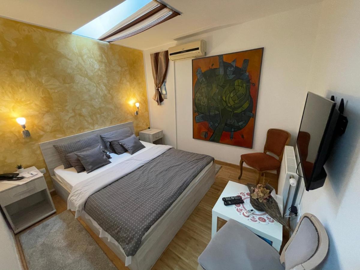 Tepic Garni Hotel Temerin ภายนอก รูปภาพ